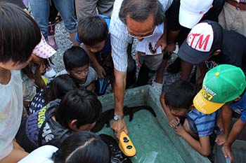 古橋のオオサンショウウオを守る会の活動写真