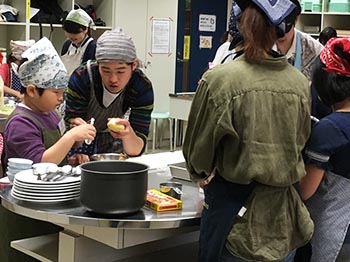 学生料理協会の活動のようす画像