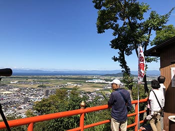 猪子山・地獄越え周辺の山道を良くする会 　活動のようす画像
